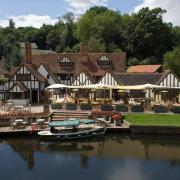 Al fresco dining at Le Talbooth. Photo: Le Talbooth