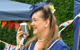 Vintage music at the Gardens of Easton Lodge